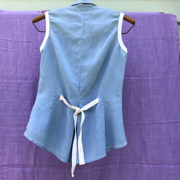 Agolde Sleeveless Button Down Denim Blouse - Picture 3 of 12